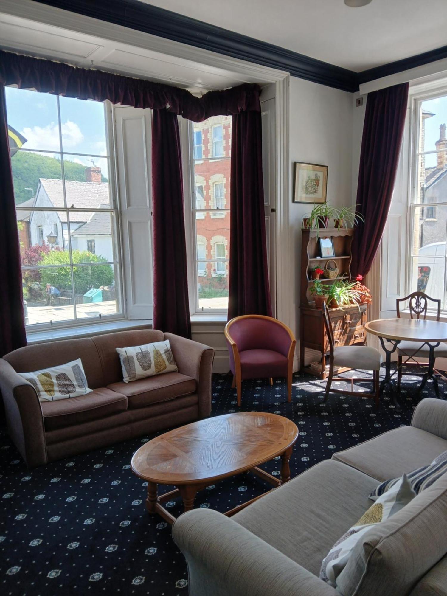 The Knighton Apartment Eksteriør bilde